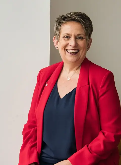 Julie Davey-Wood